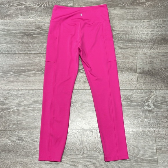 NWOT Lou & Grey Luvstretch Side Pockets Leggings S - Picture 12 of 15